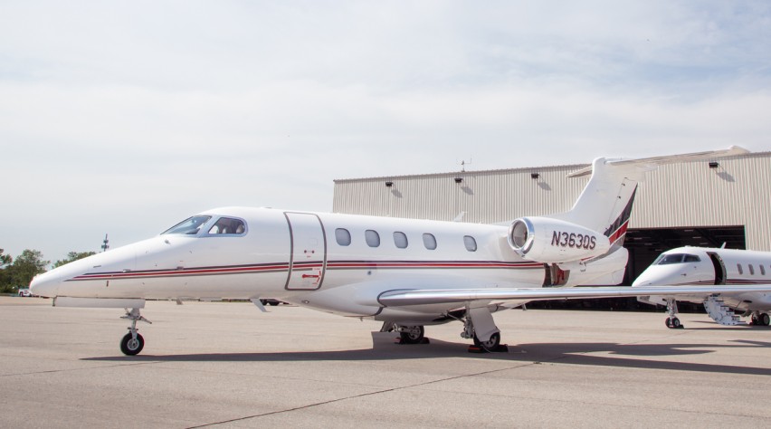 Foto (c) Embraer NetJets Phenom 300