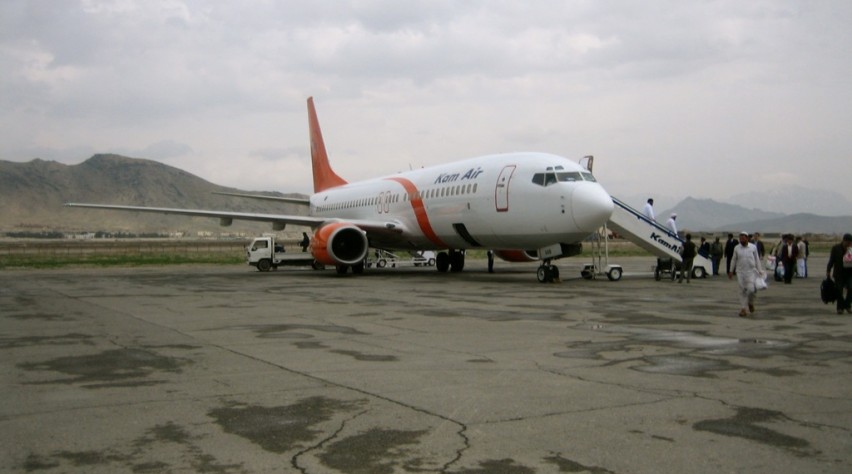 Kam Air Boeing 737