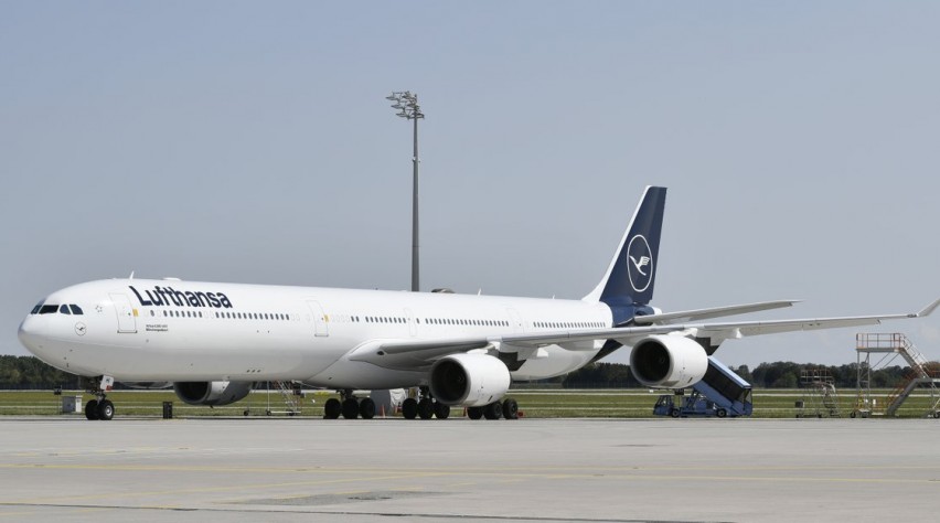 Lufthansa A340-600