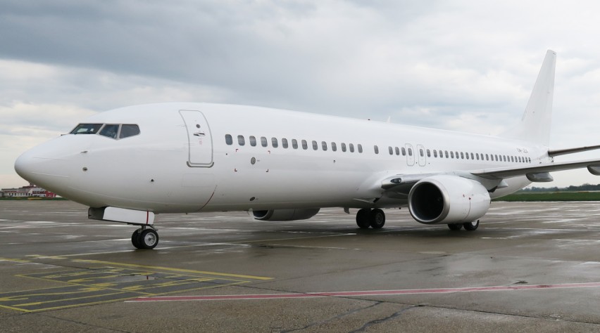 AirExplore 737-800