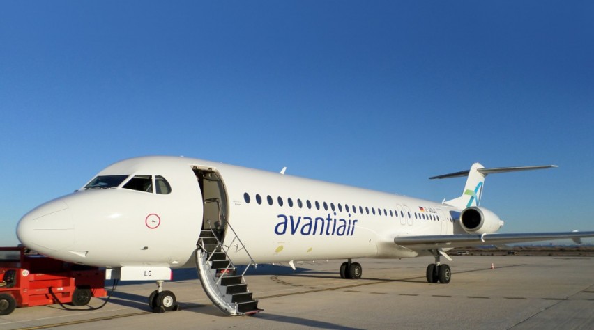 Avanti Air Fokker 100