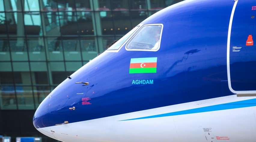 Foto (c) Azerbaijan Airlines Azerbaijan Airlines Embraer 190