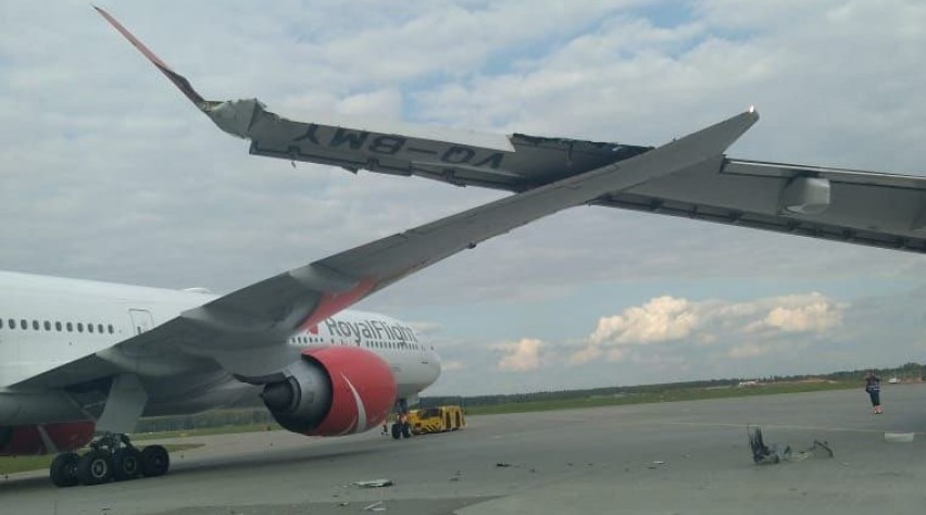 Foto (c) Vasily Kuznetsov/Twitter Botsing Boeing 777 Airbus A330 Moskou