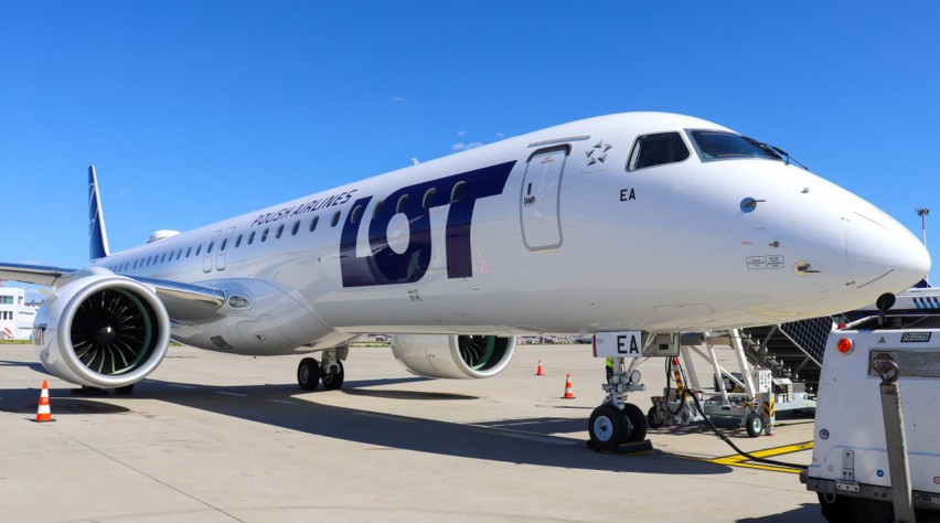 LOT Embraer E195-E2