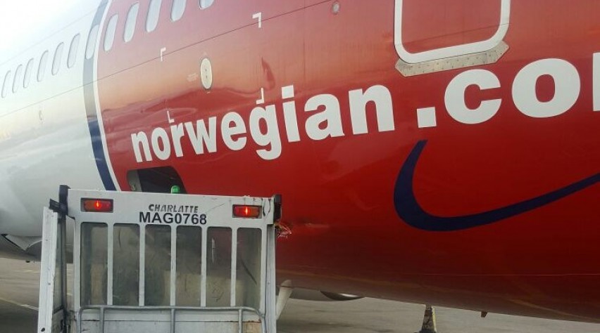 Norwegian 737 damage