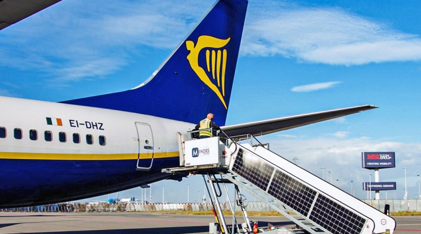 Foto (c) Menzies Aviation Ryanair Menzies