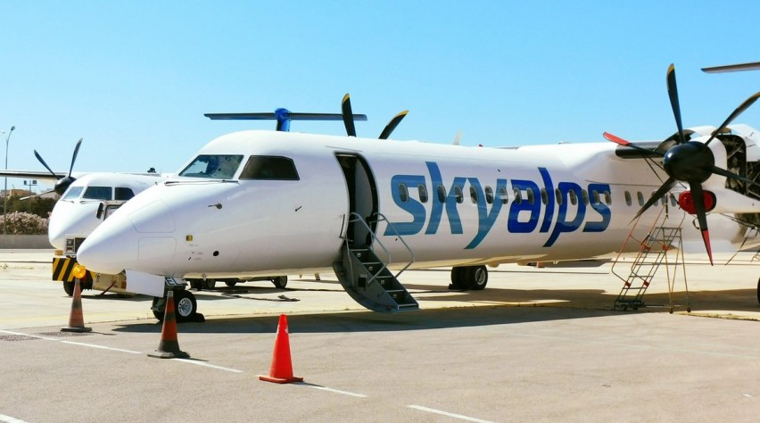 SkyAlps Dash 8