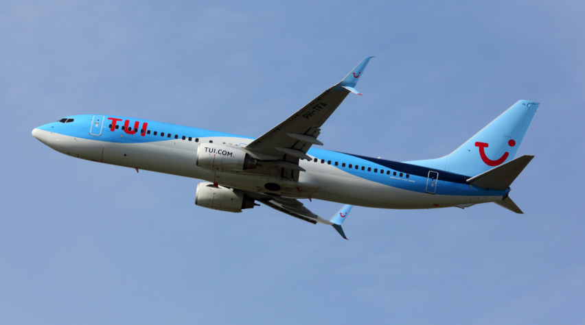 TUI 737-800