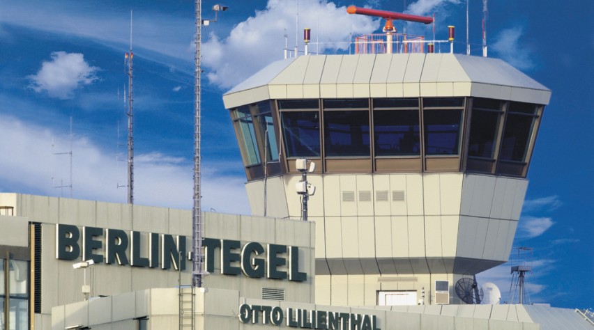 geld Messing En team In beeld: inboedel Berlijnse luchthaven Tegel te koop, waaronder  sneeuwruimers | Luchtvaartnieuws