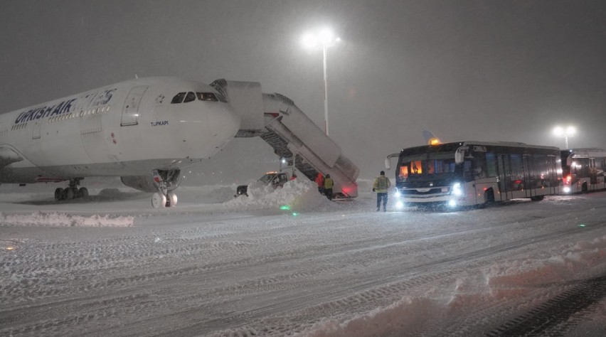Istanbul Airport Sneeuw
