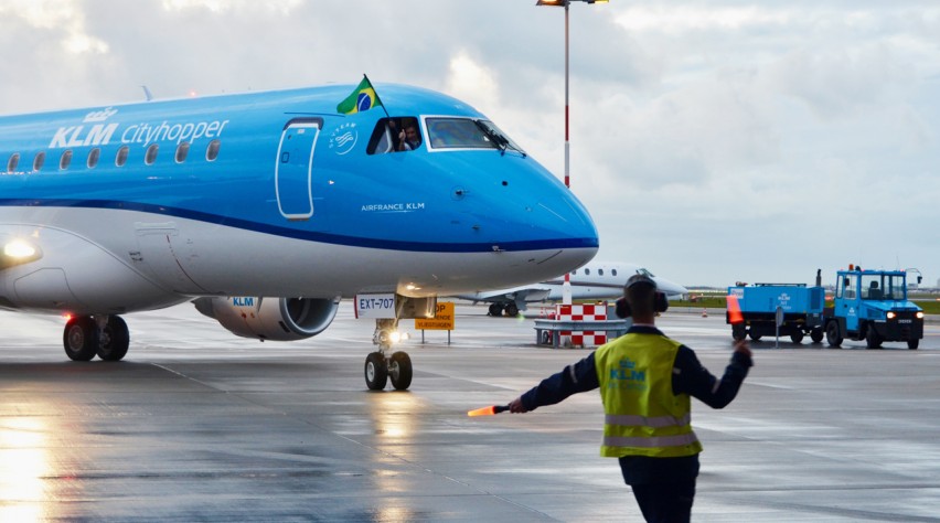 KLM Cityhopper Embraer 175