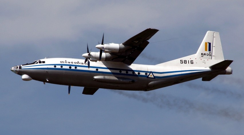 Foto (c) Wikimedia Commons Y-8