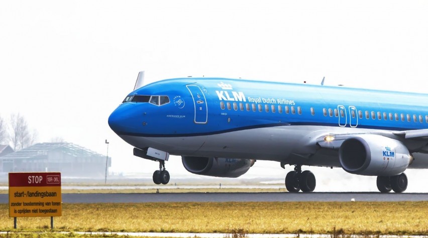 KLM 737