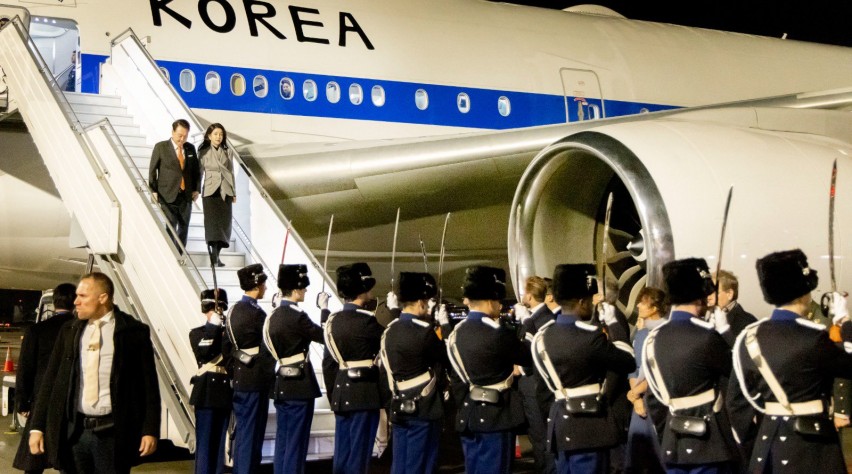 Aankomst Zuid-Koreaanse president Schiphol