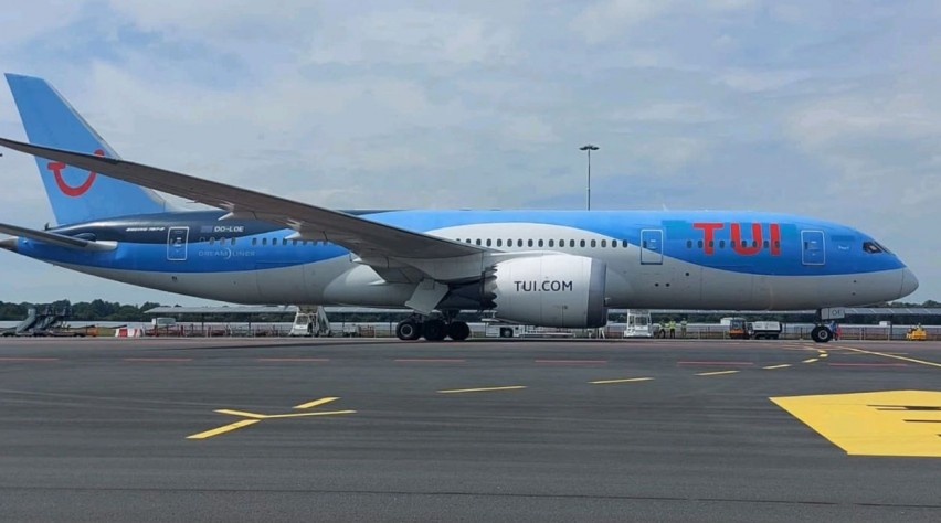 TUI 787 Groningen