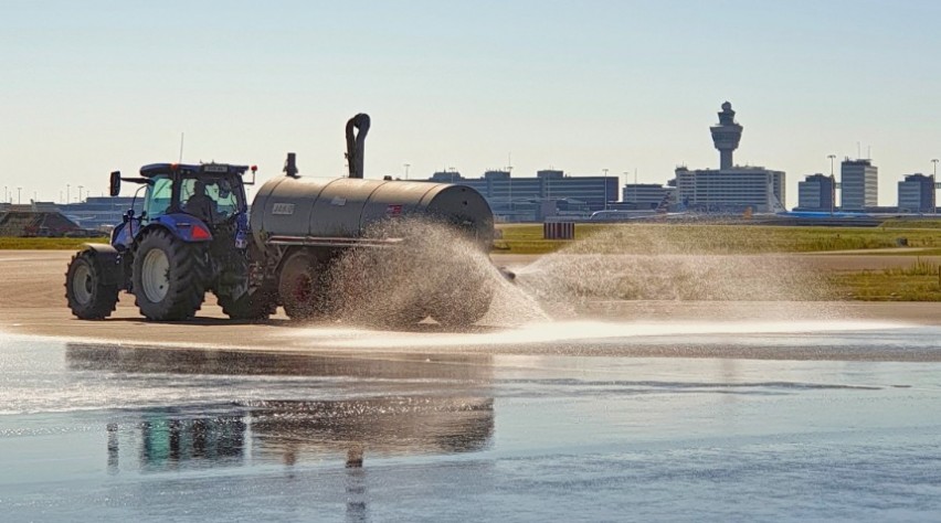 Schiphol Tractor
