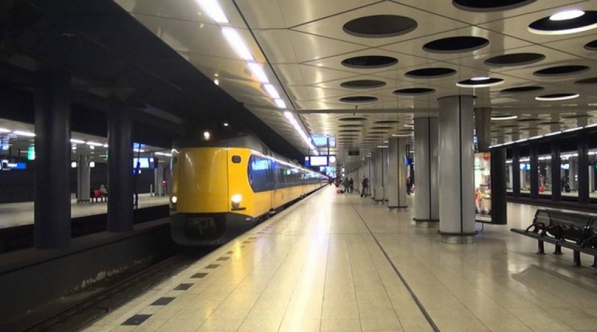 Treinstation Schiphol Loopt Vol | Luchtvaartnieuws