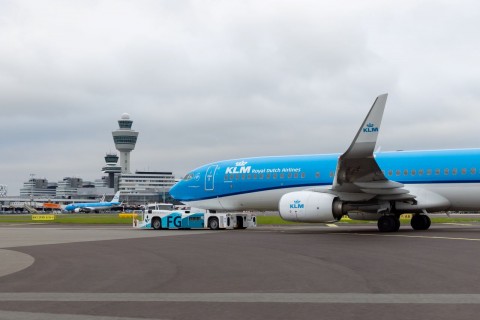 KLM 737 Taxibot Schiphol