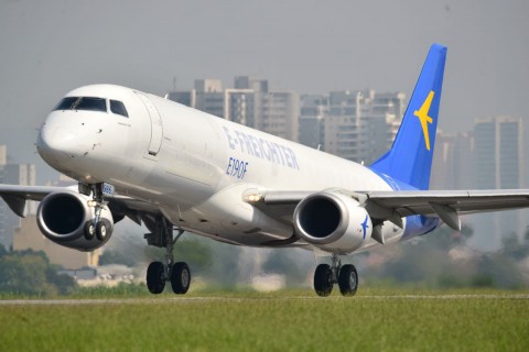 Embraer 190F vrachtvliegtuig