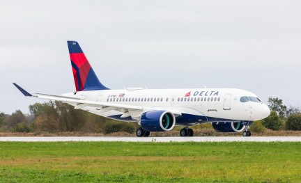 Delta A220