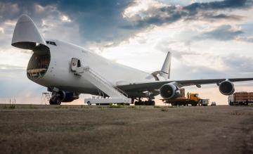 Longtail Aviation Boeing 747-400F