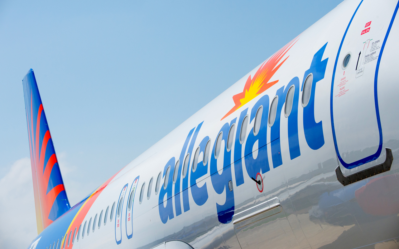 Prijsvechters Allegiant En Viva Aerobus Smeden Historisch Verbond ...