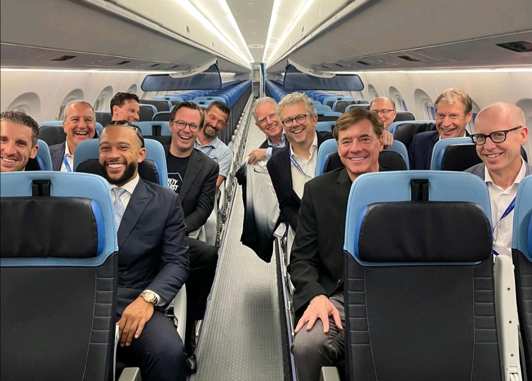 KLM Cityhopper Memphis Depay E2 cabine