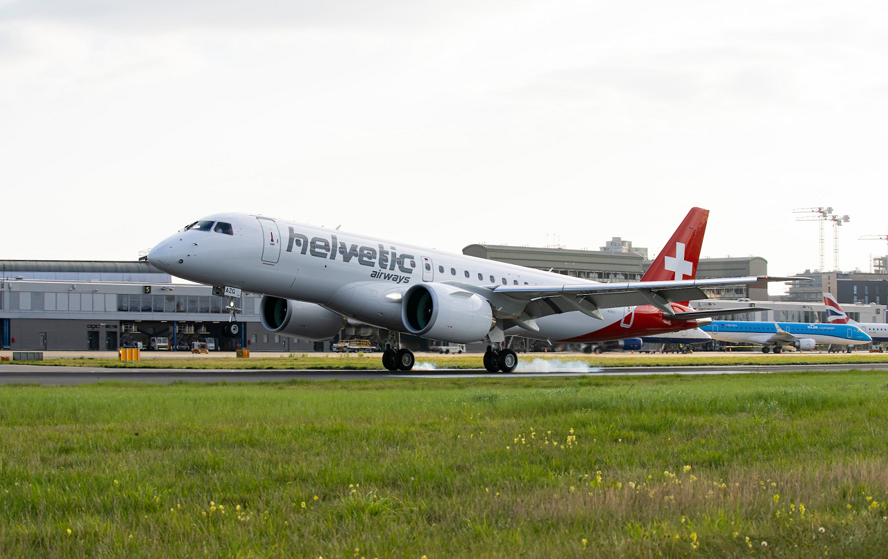 First Embraer E2 Series Commercial Flight to London City Airport