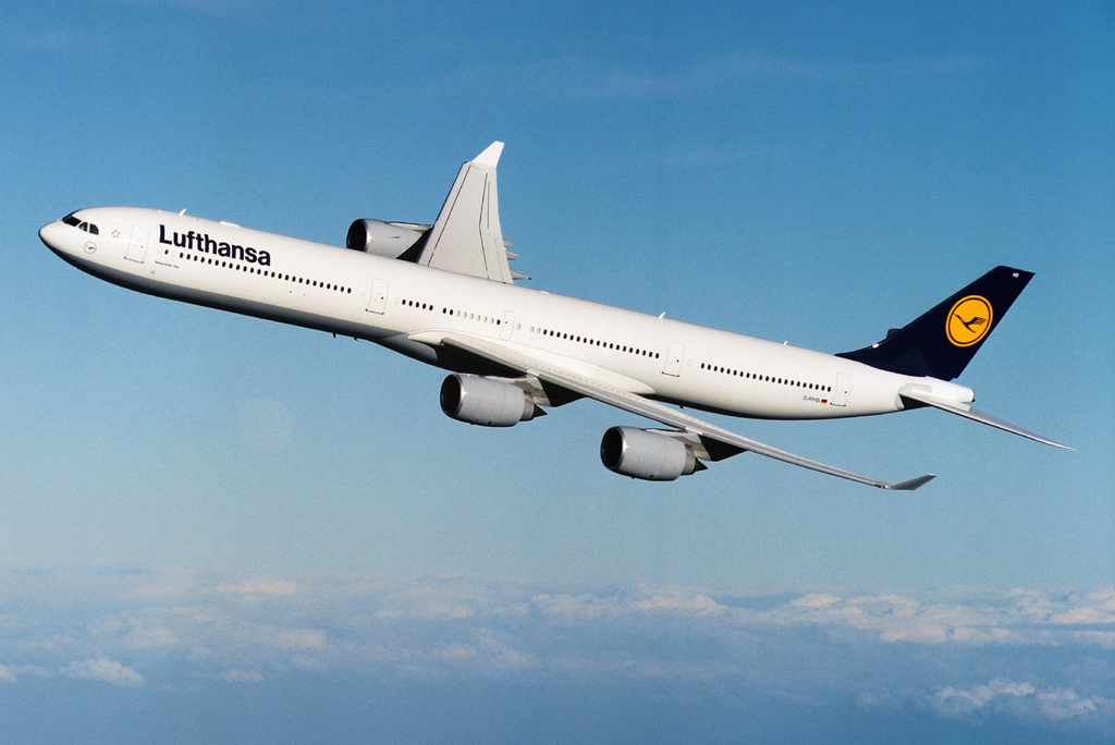 Lufthansa Airbus A340