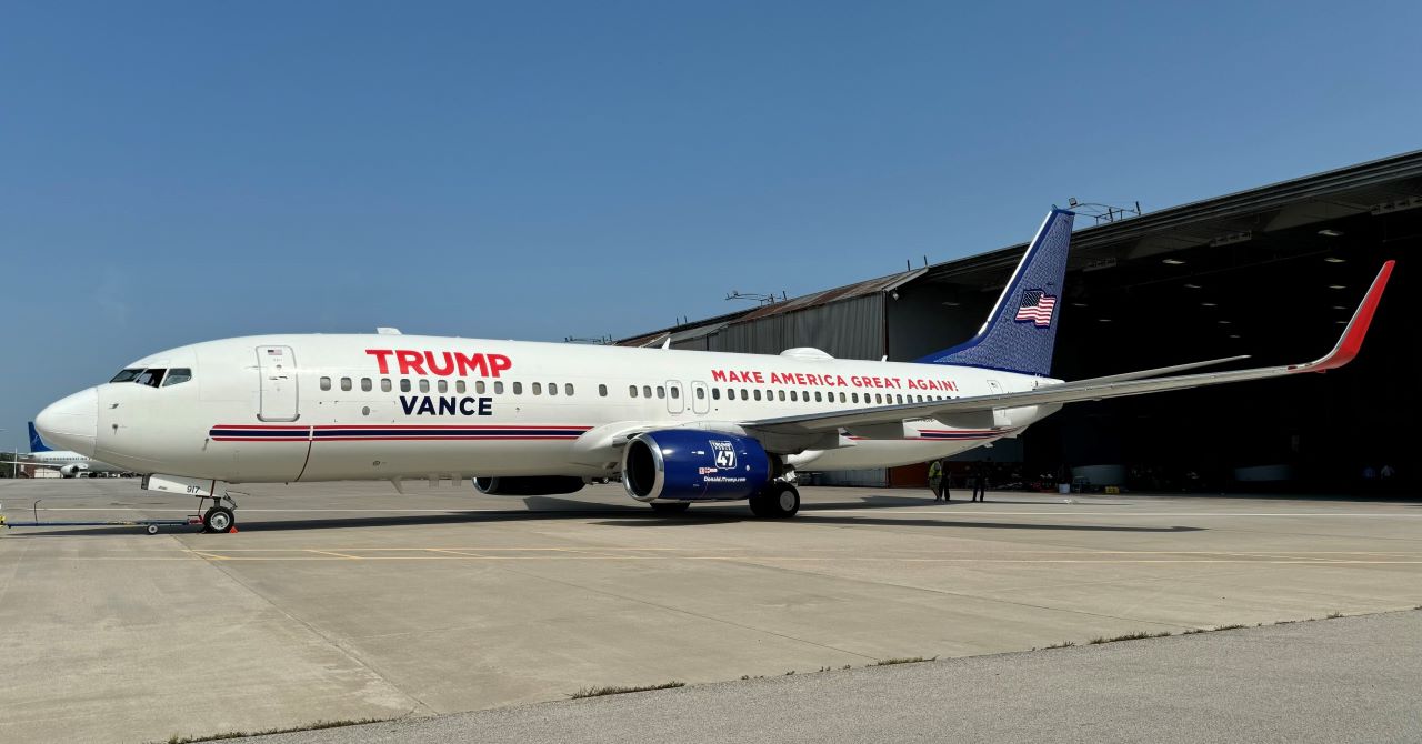 Team Trump toont Boeing 737-campagnejet met Nederlands tintje ...