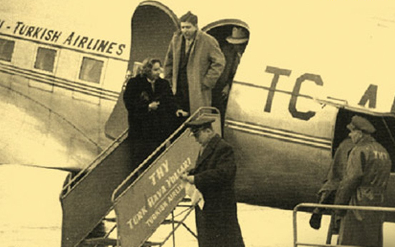 Turkish Airlines DC-3