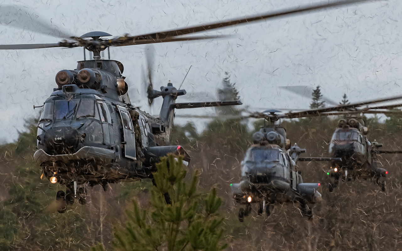 Koninklijke Luchtmacht viert 25 jaar Cougar met formatievlucht |  Luchtvaartnieuws