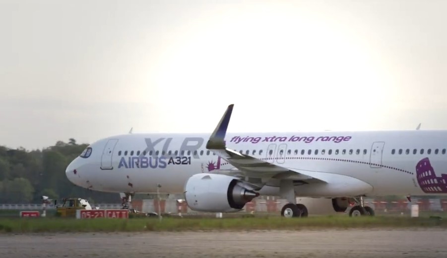 First Airbus A321XLR out of the spray hall