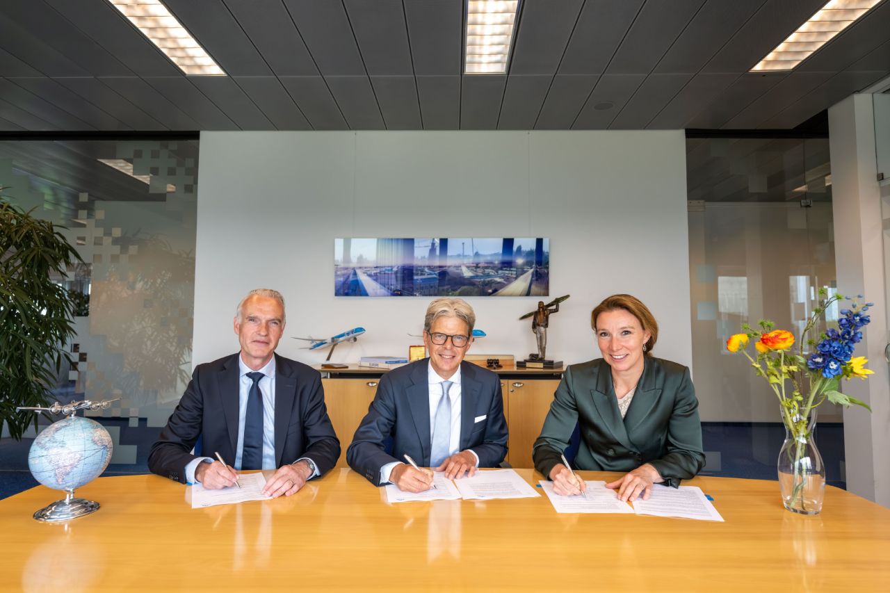 Onderteking Conscious Aerospace